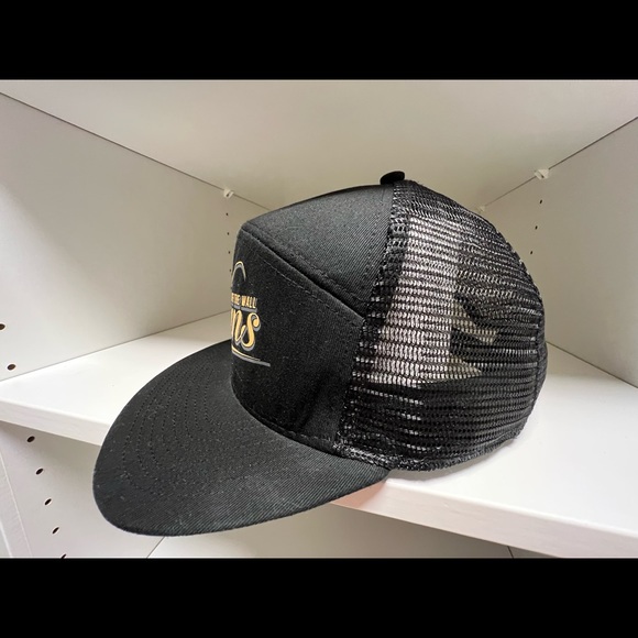 Vans hat - Picture 2 of 3